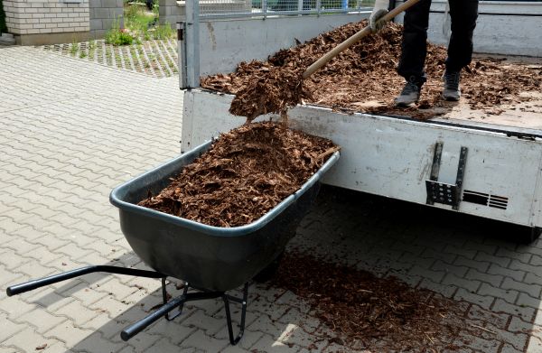 Bulk Mulch Delivery in Fishers